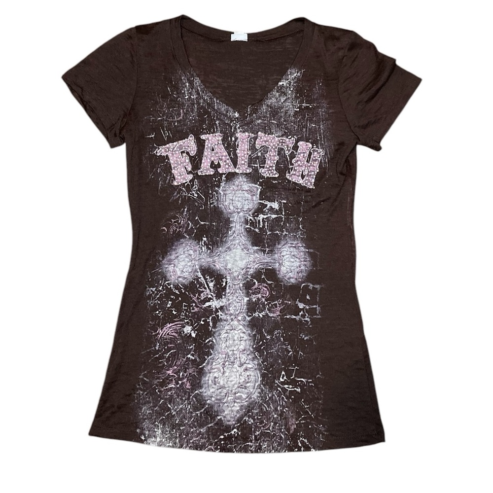 Gothic tee